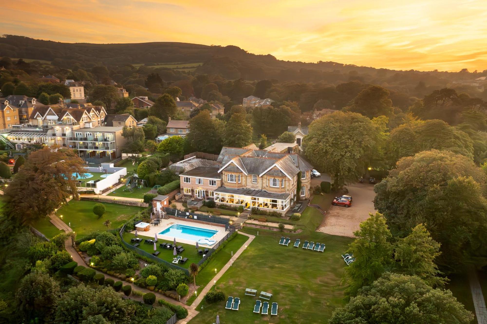 Luccombe Manor Country House Hotel Шанклин Екстериор снимка